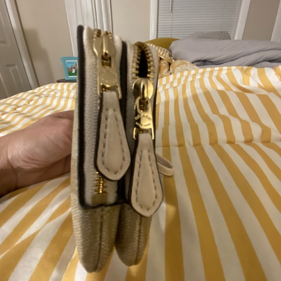 Coach double wristlet - used once - Picture 4 of 6